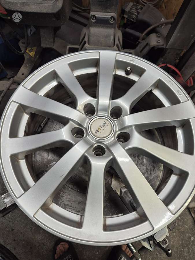 Audi, vieglmetāla, R17
