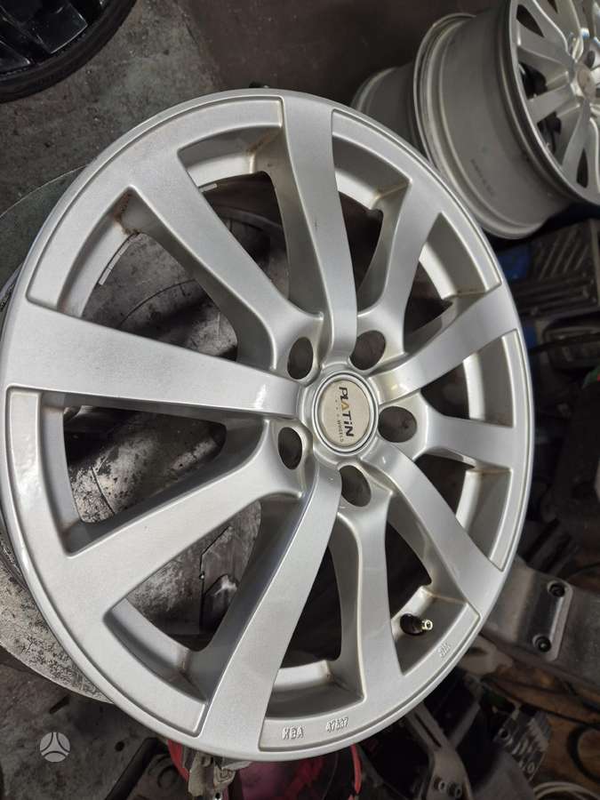 Audi, vieglmetāla, R17