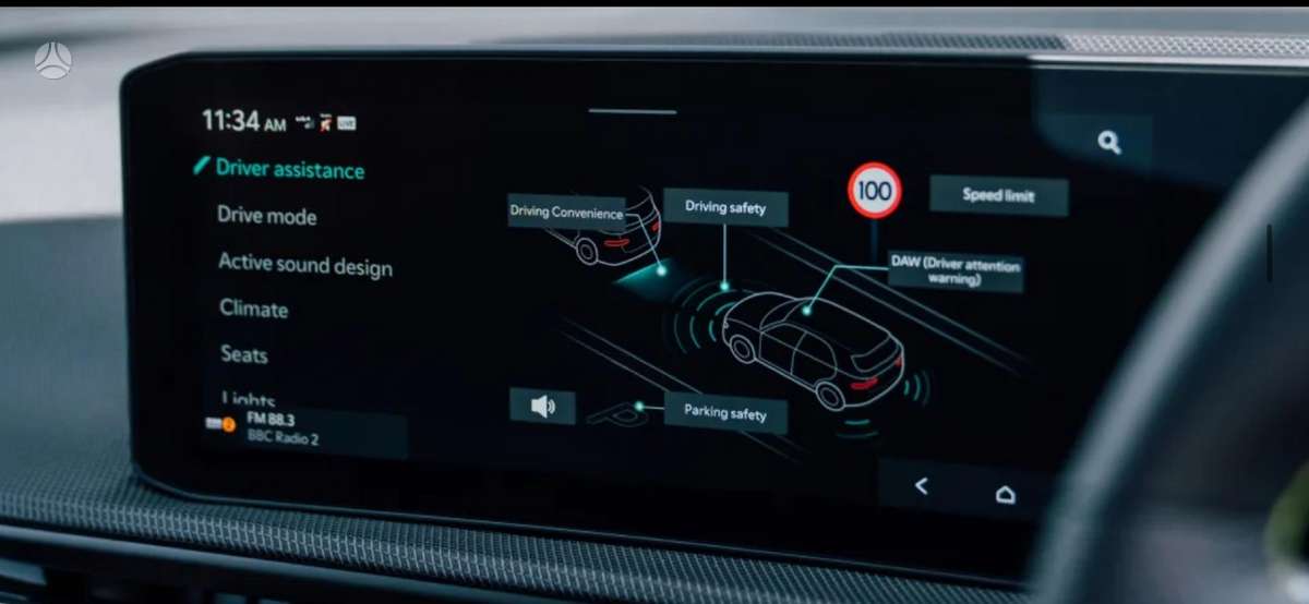 Kia EV6 Yra keliatos tokiu auto yra europinis ir anglas