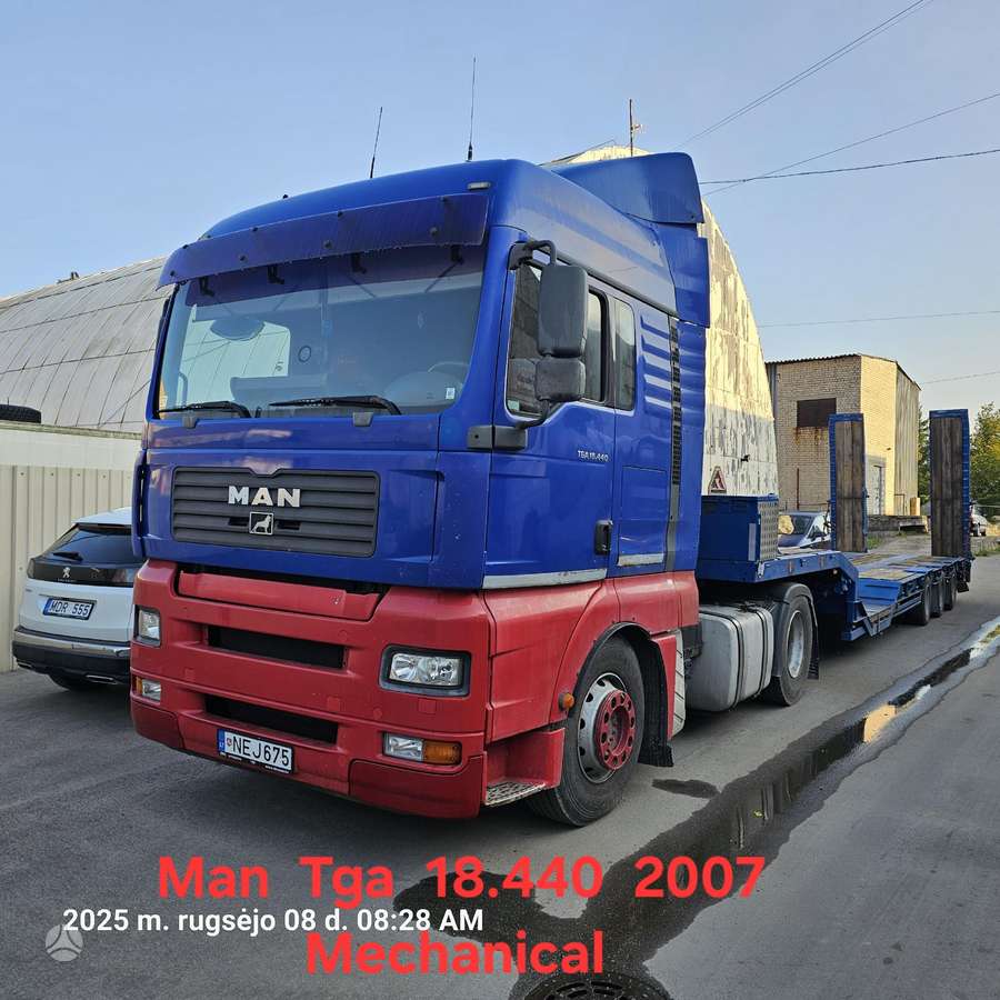 MAN TGA 18,440, 2 miegamosios vietos