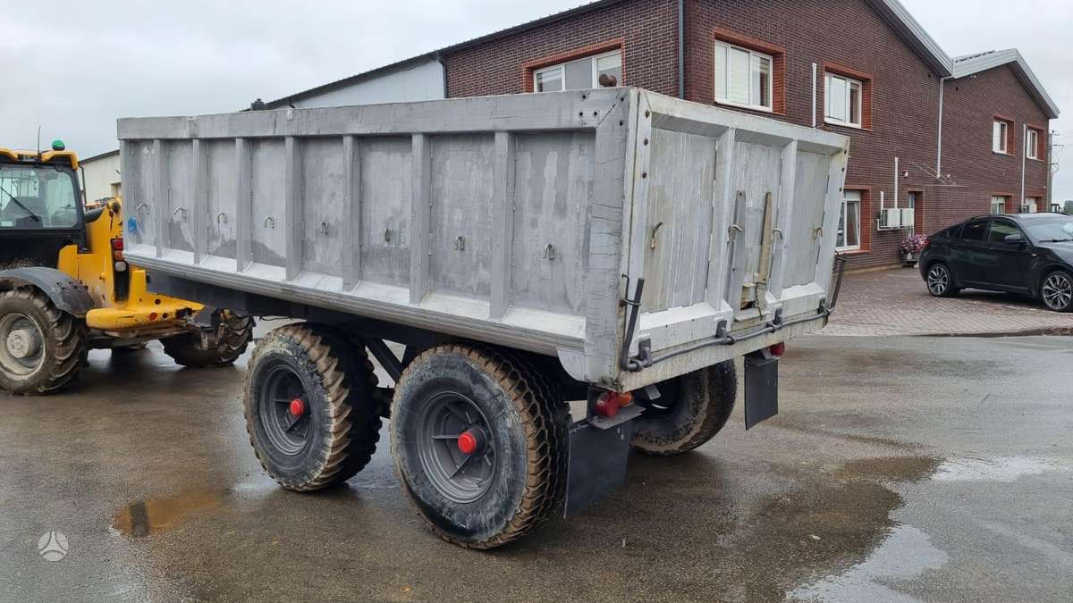 -Kita- CHIEFTAIN TRAILER, kietašonės