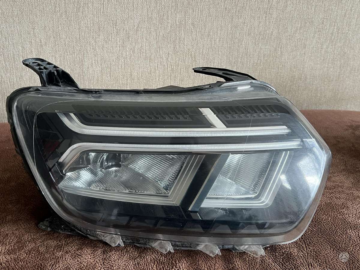 Dacia Duster, 260109550R, lights