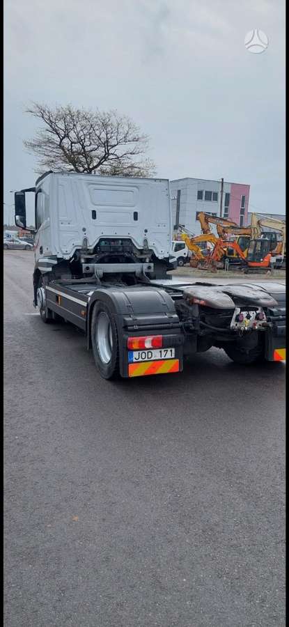 Mercedes-Benz Actros, 1 miegamoji vieta