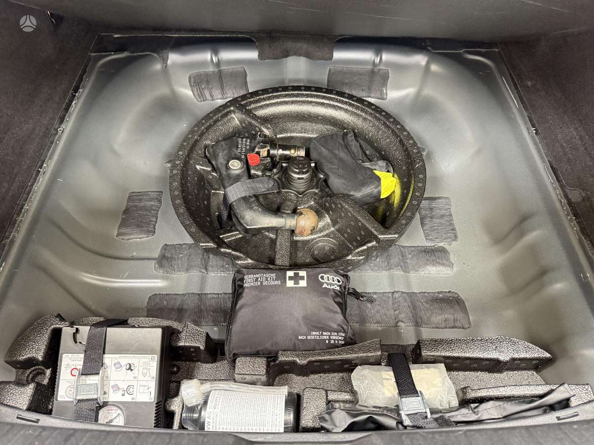 Audi A3, 2.0 l., Седан