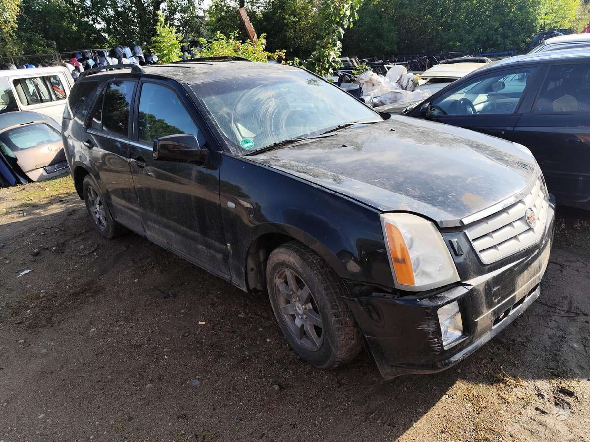 Cadillac SRX по частям
