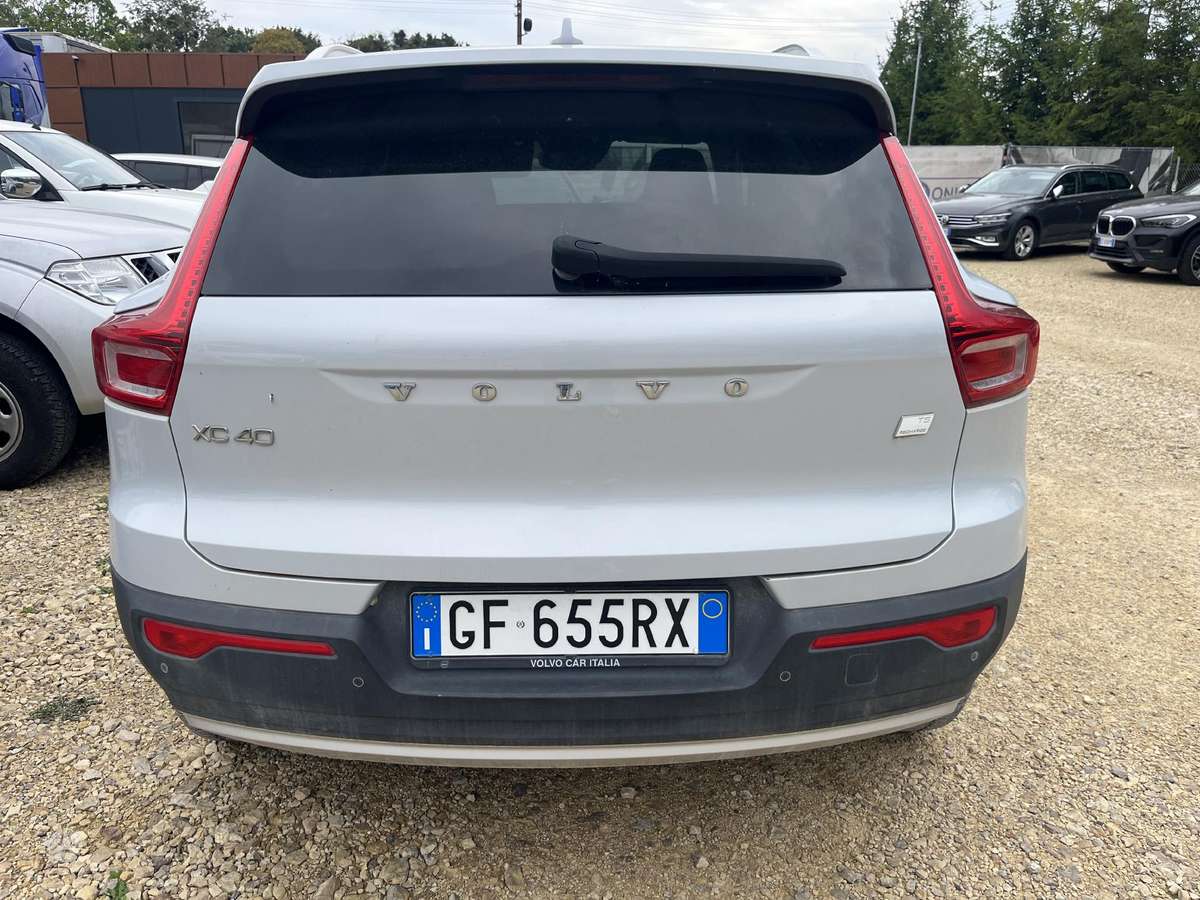 Volvo XC40 - 6