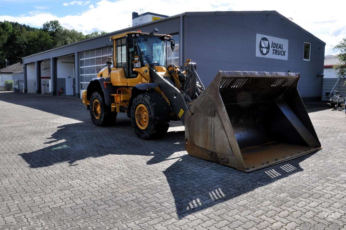 Volvo L90H Long Boom, frontal loader