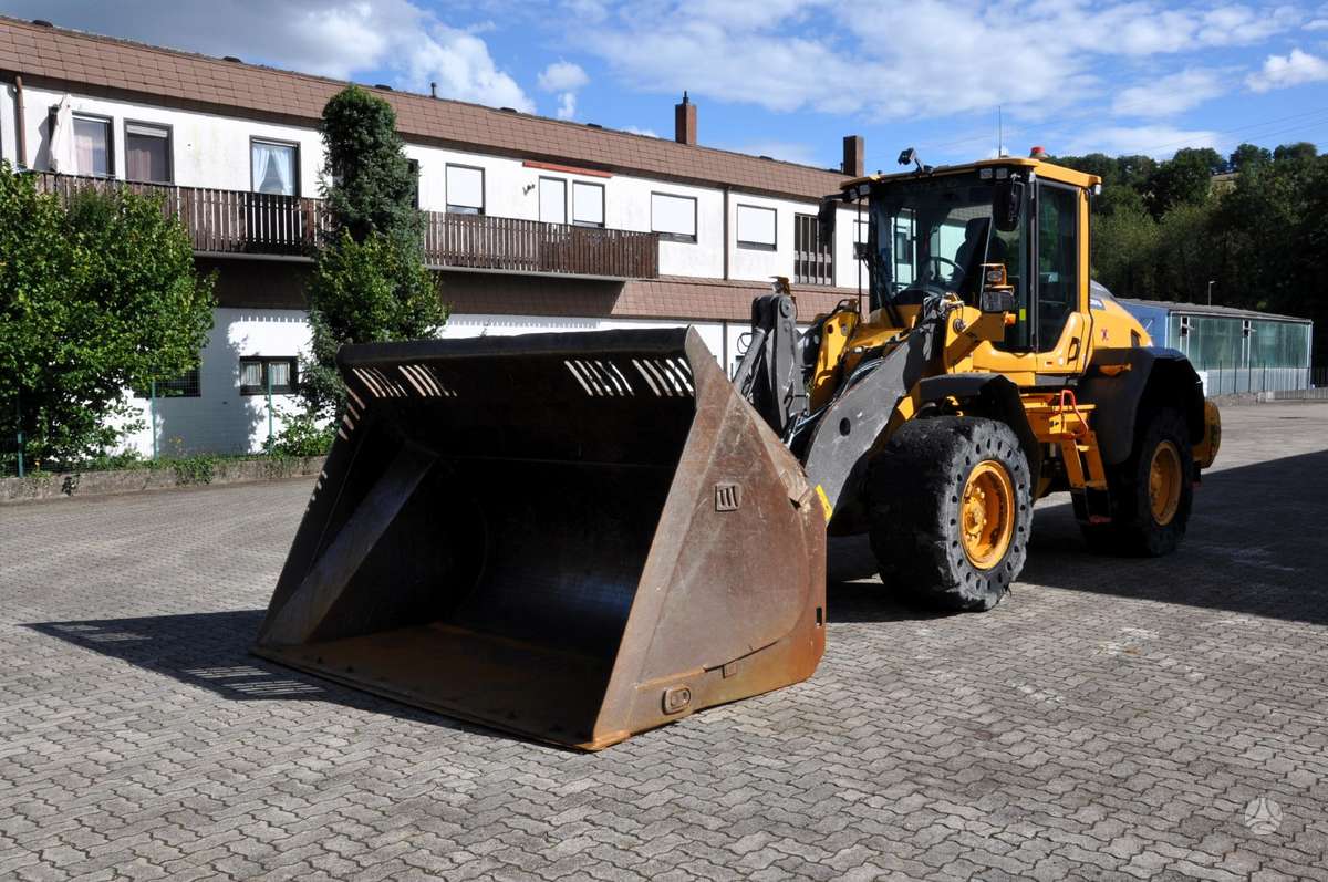 Volvo L90H Long Boom, frontal loader