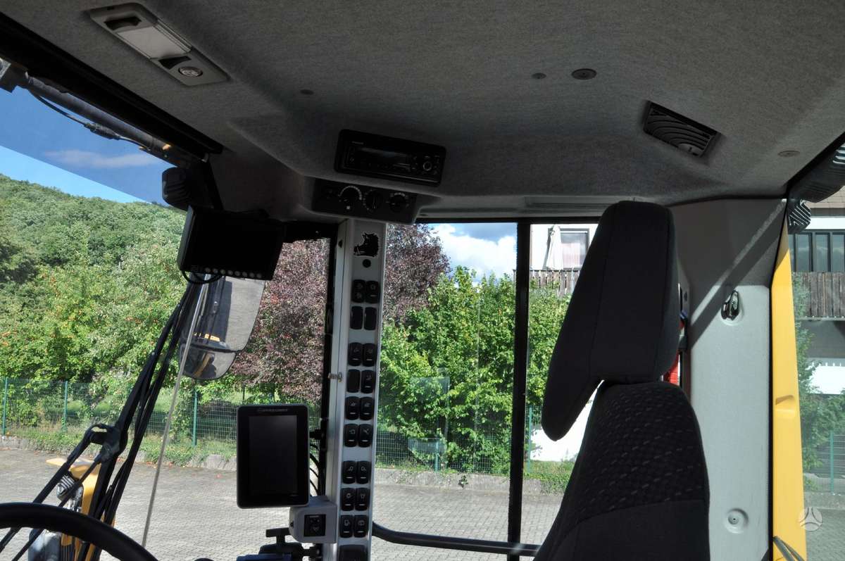 Volvo L90H Long Boom, frontal loader