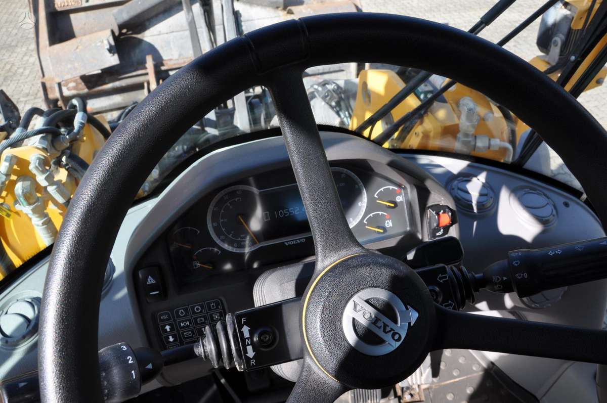Volvo L90H Long Boom, frontal loader