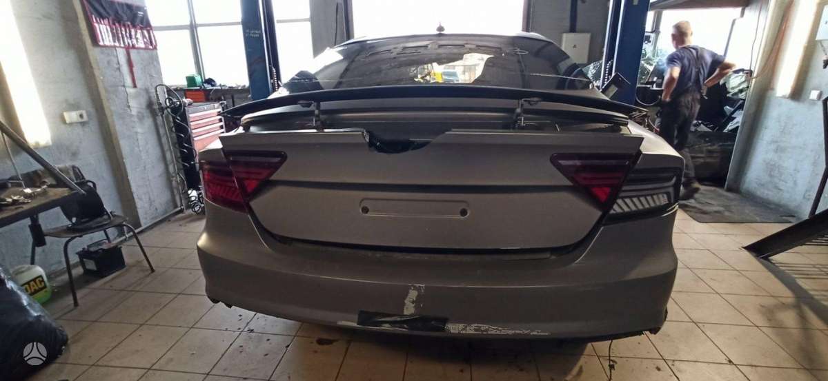 Audi A7 rezerves daļās