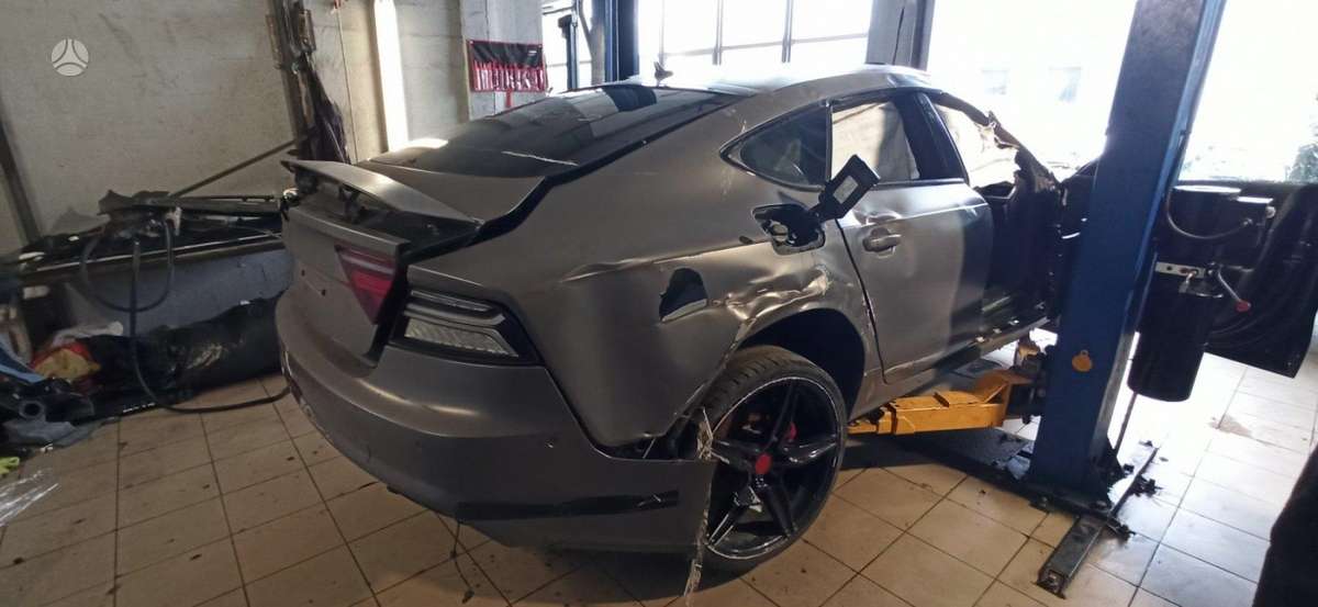 Audi A7 по частям