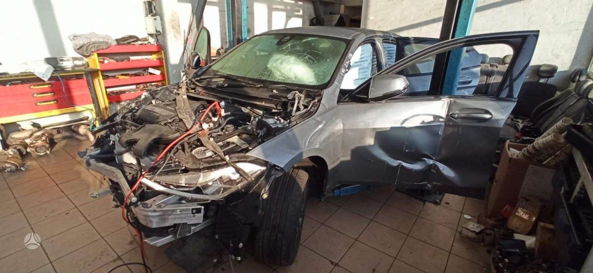 BMW 1 serija rezerves daļās