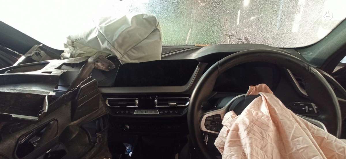 BMW 1 serija rezerves daļās
