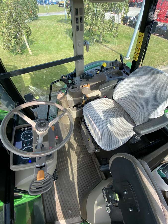 John Deere 6110MC, тракторы
