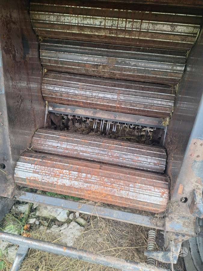 Vicon RF235, balers