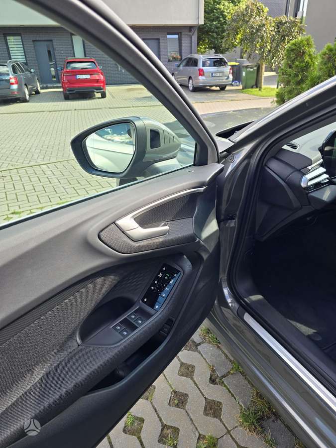 Audi A5, 2.0 l., limousine