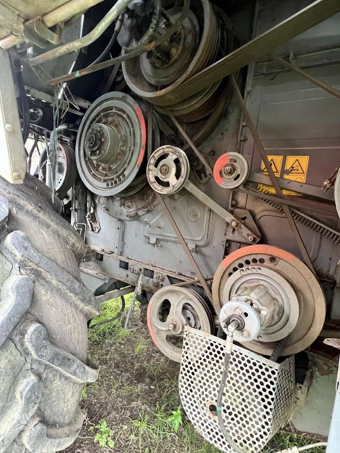 Rostselmash Vector PCM-101, combine harvesters