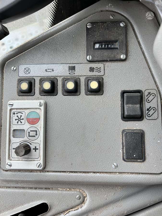 Rostselmash Vector PCM-101, combine harvesters