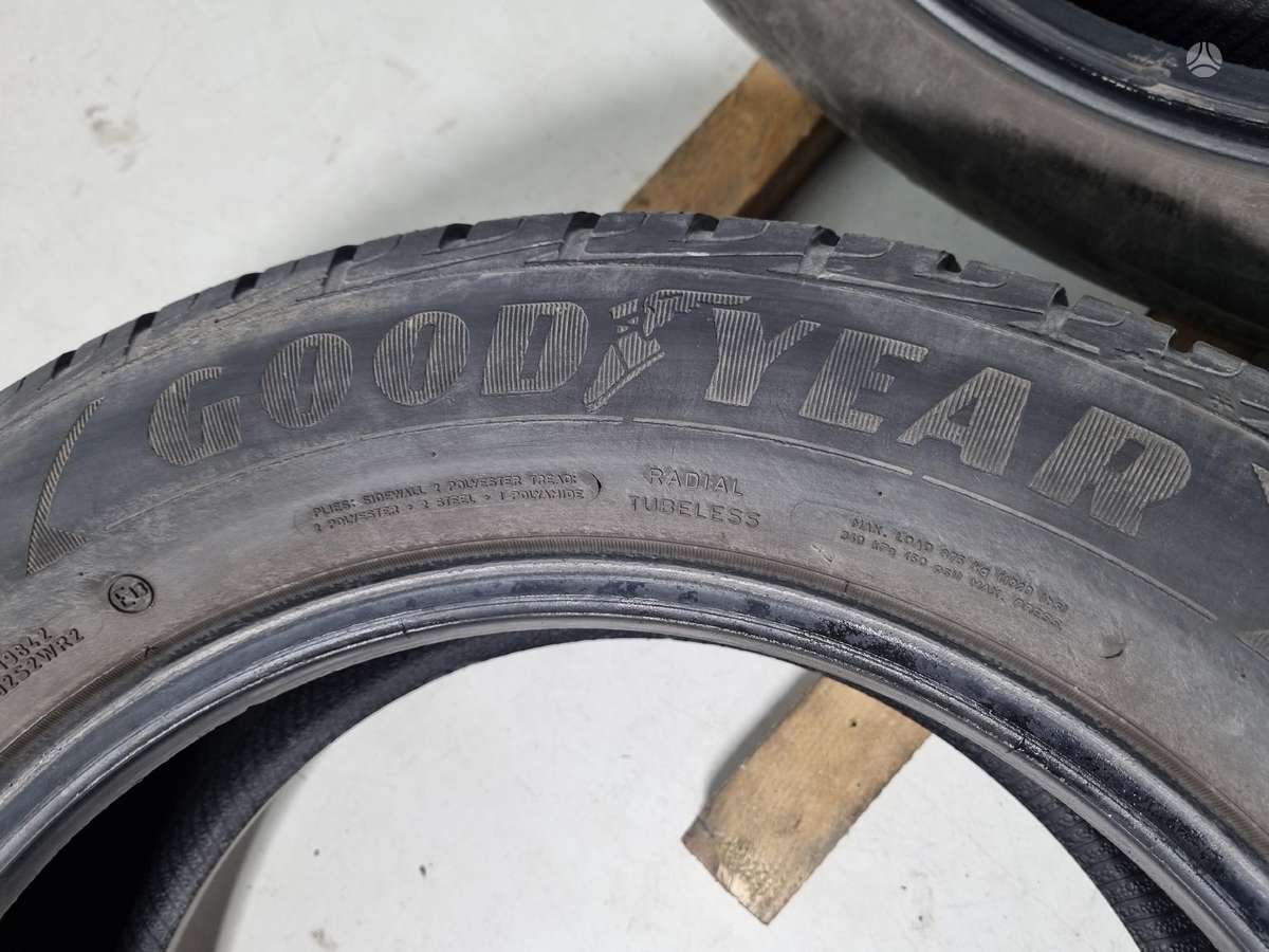 Goodyear, winter 225/60 R17