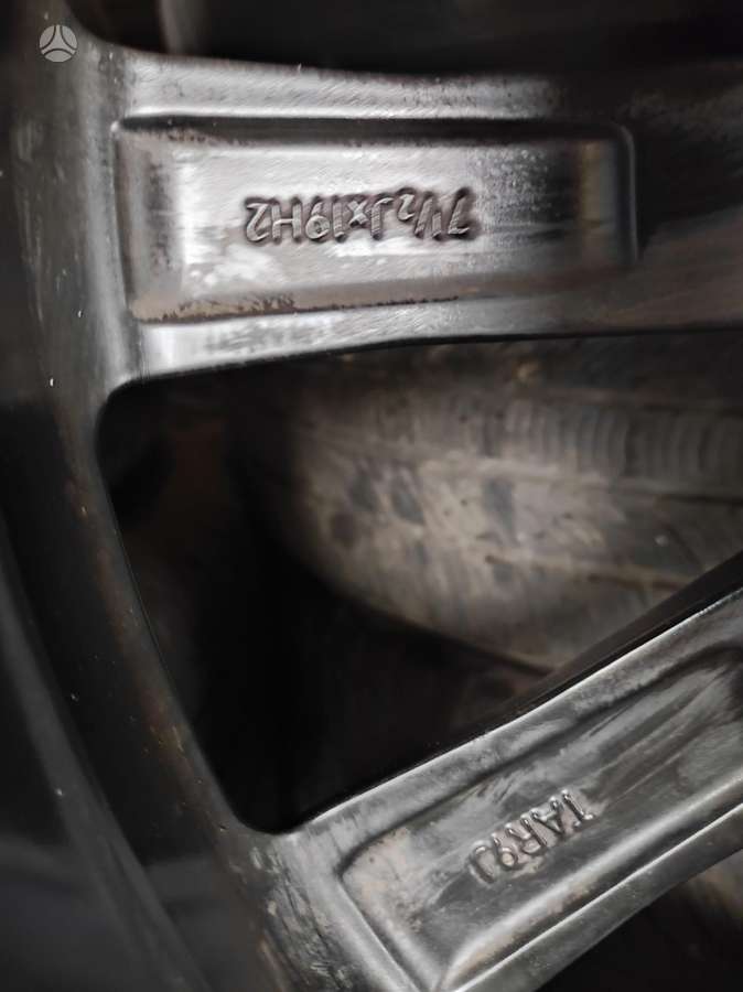 Volvo, lengvojo lydinio, R19
