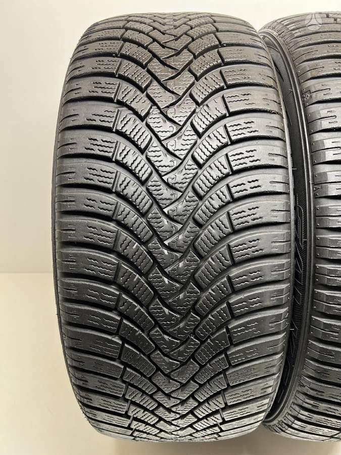 Falken EuroWinter HS01 2022m, зимние 245/45 R19