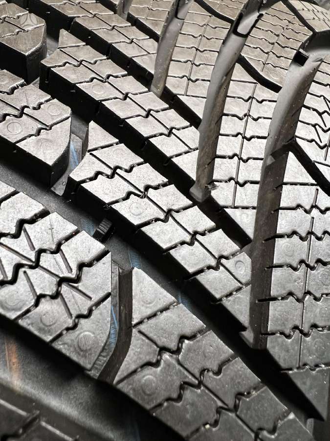 Semperit Speed Grip 5 2023m, winter 245/45 R19