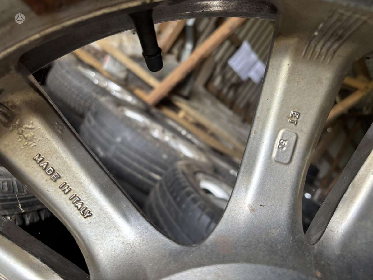Volkswagen, lengvojo lydinio, R20
