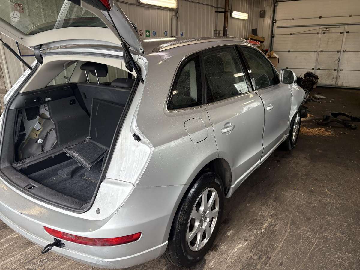 Audi Q5 37068366700