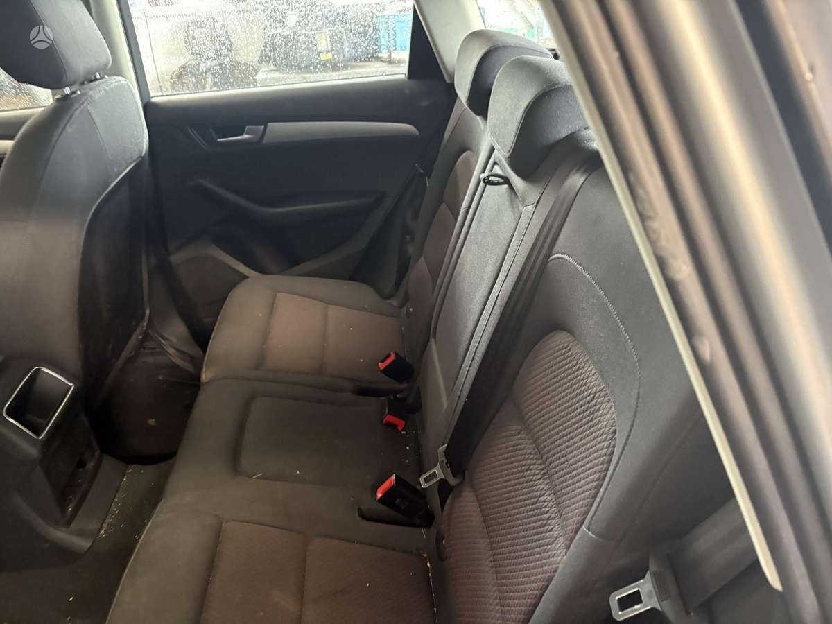 Audi Q5 37068366700