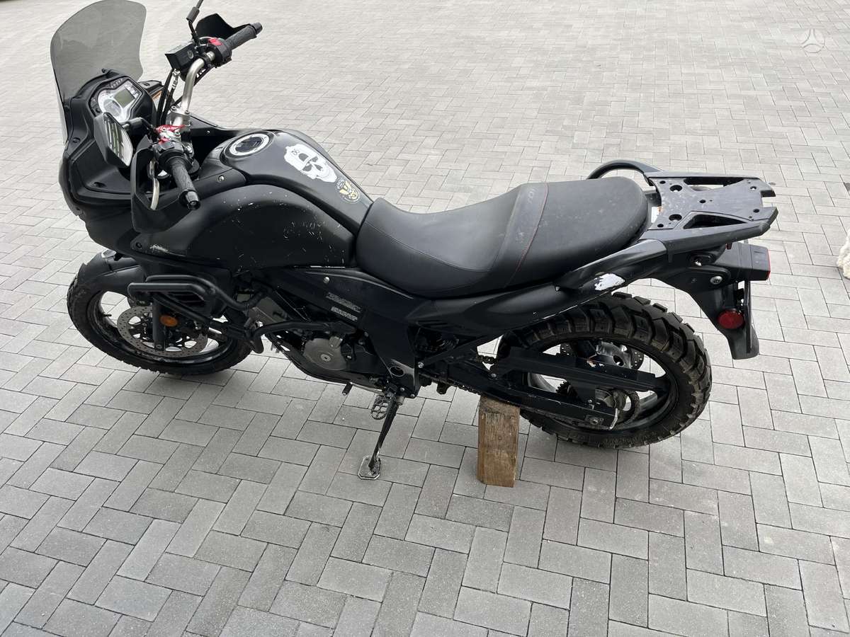 Suzuki DL (V-Strom), эндуро / adventure