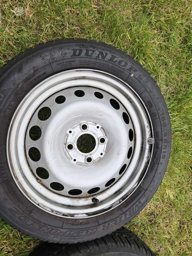 Renault Clio, tērauda apzīmogoti, R15