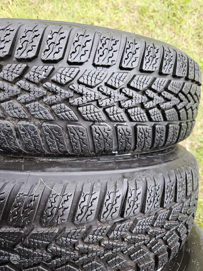 Renault Clio, tērauda apzīmogoti, R15