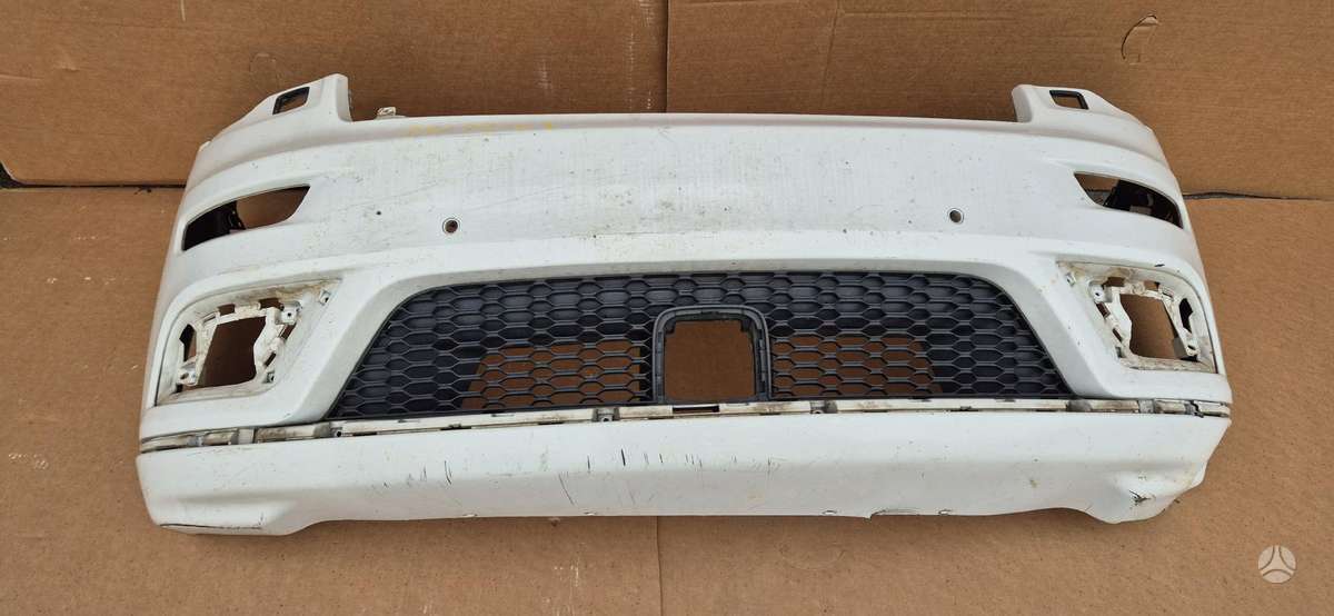 Jeep Grand Cherokee kėbulo dalys