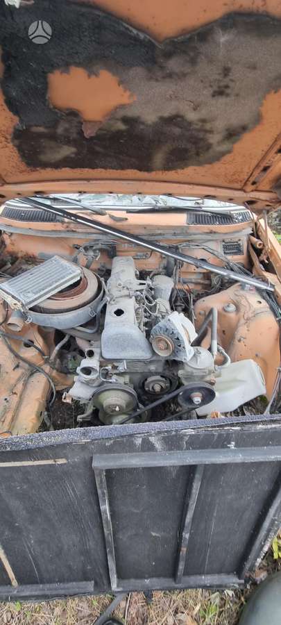 Mercedes-Benz W124
