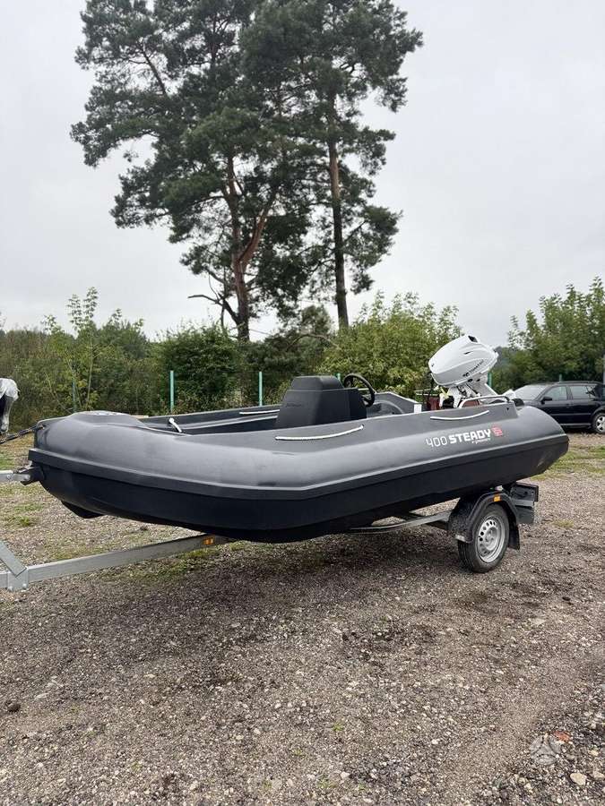 Pioner 400 Steady, yachts / cruisers