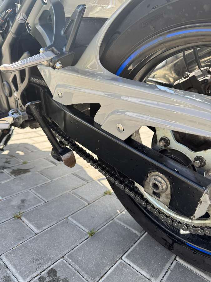 Suzuki GSF (Bandit), street / classic