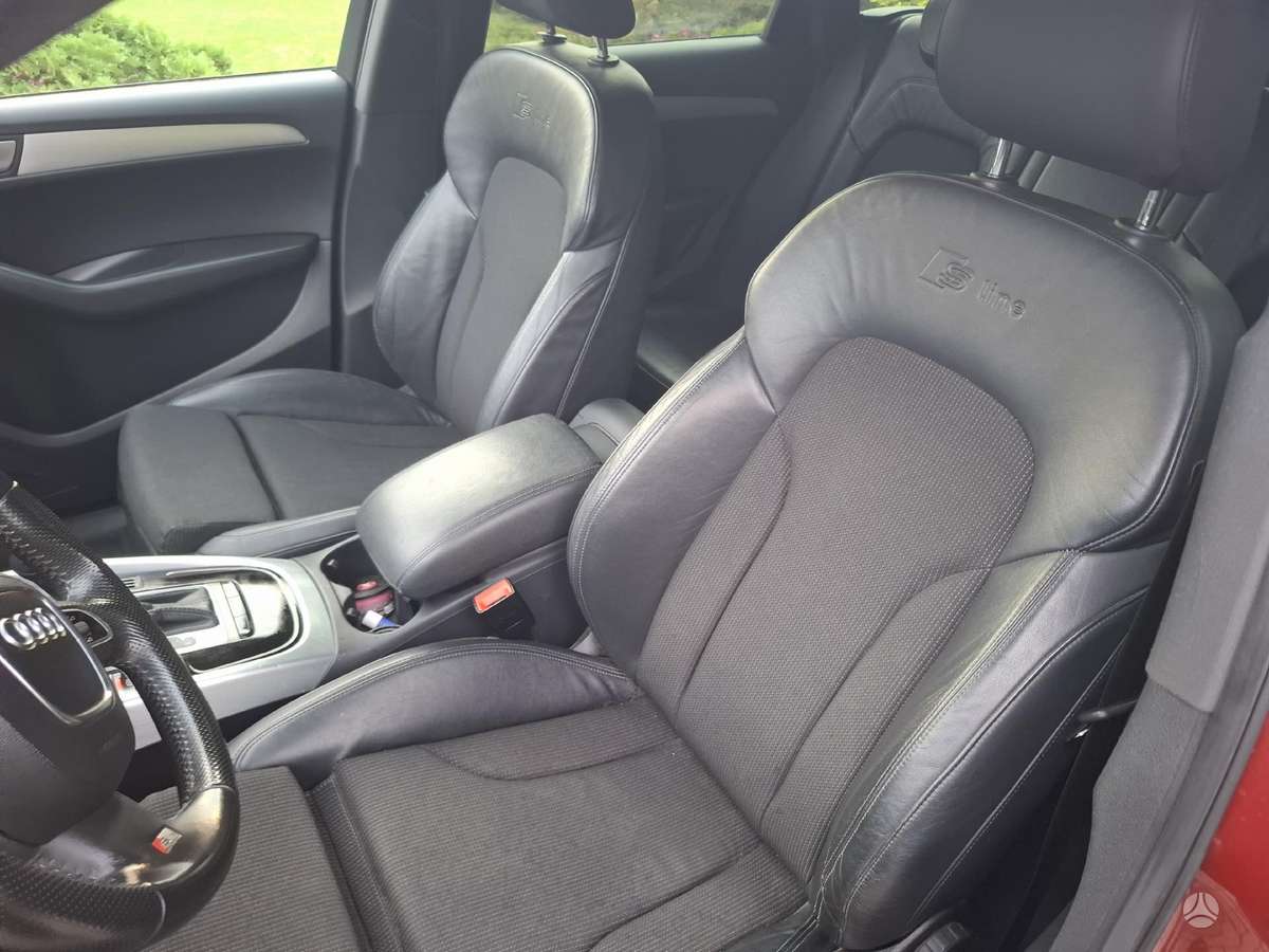 Audi Q5, 2.0 l., Минивэн