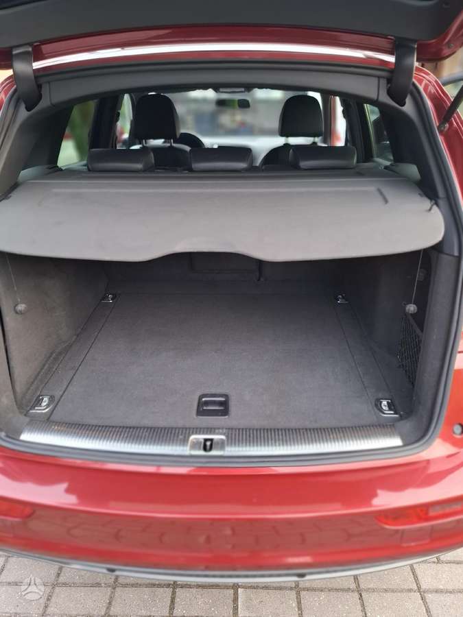 Audi Q5, 2.0 l., Минивэн