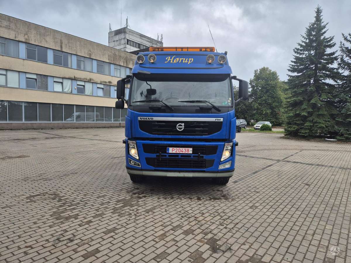 Volvo FM12 500, dumpers with crane