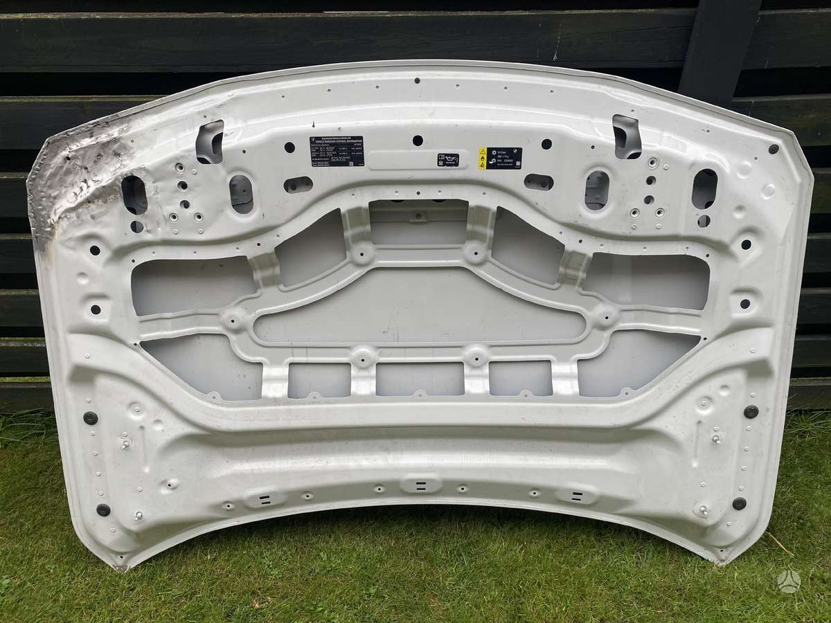 BMW X2 kėbulo dalys