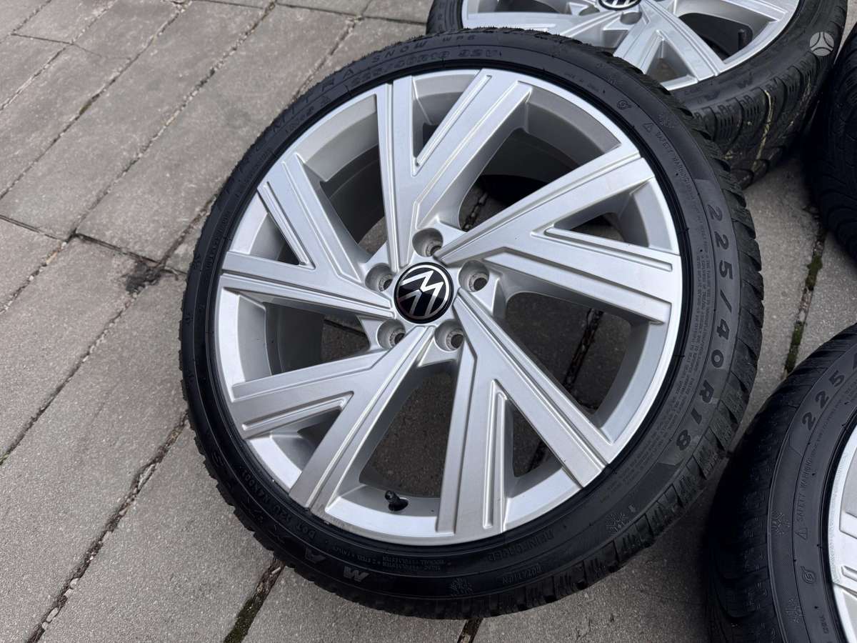 Volkswagen Golf MK8, легкосплавные , R18