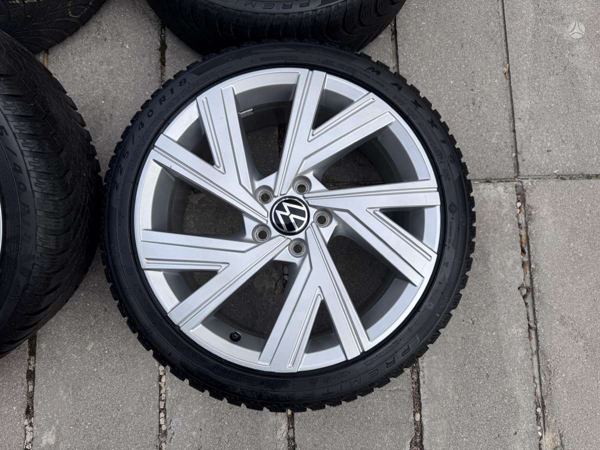 Volkswagen Golf MK8, легкосплавные , R18