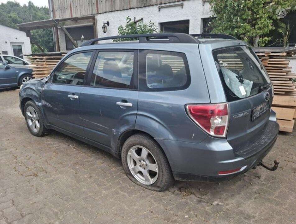 Subaru Forester Dalių pristatymas į kitus miestus