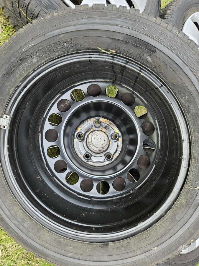 Audi A4 (B8), plieniniai štampuoti, R16