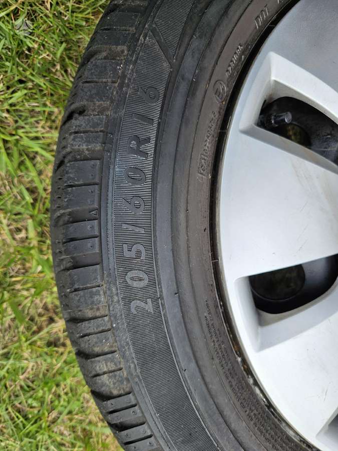 Audi A4 (B8), plieniniai štampuoti, R16