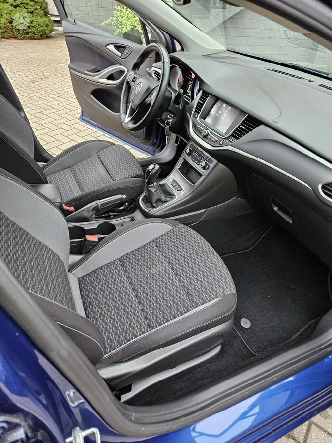 Opel Astra, 1.2 l., Универсал