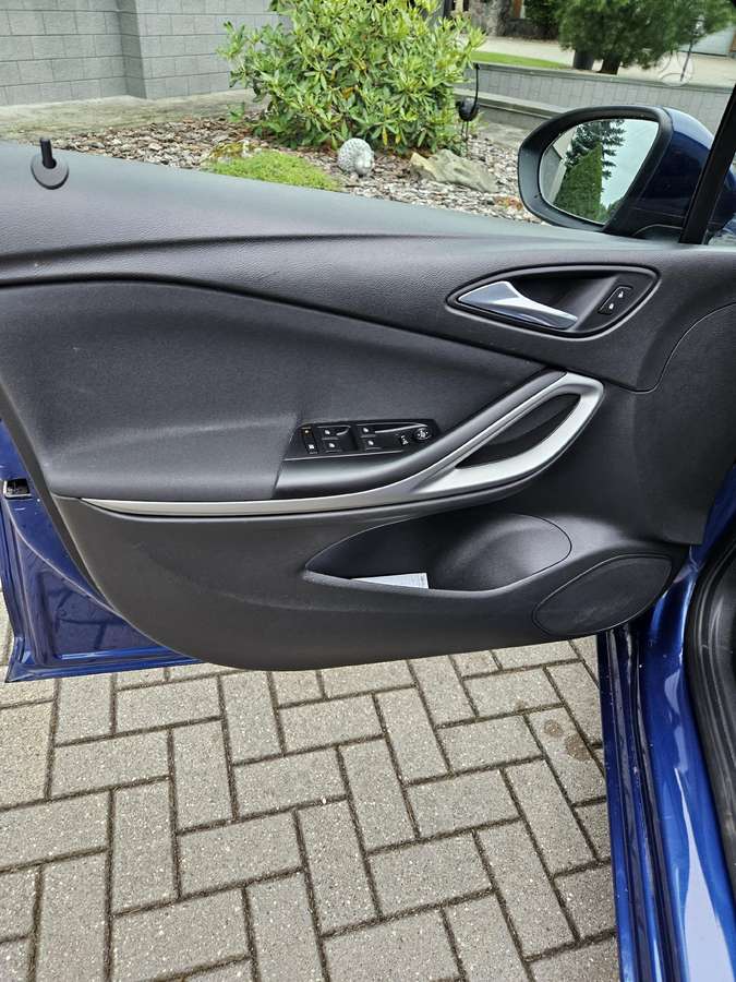 Opel Astra, 1.2 l., Универсал
