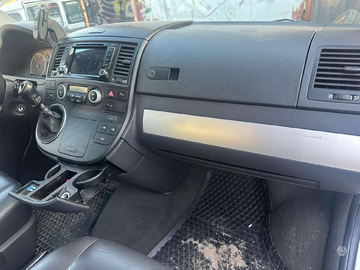 Volkswagen Multivan