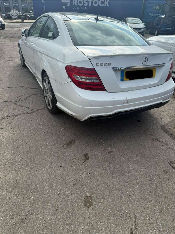 Mercedes-Benz C250